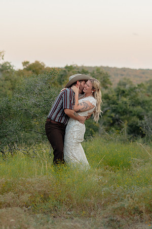 Lauren&MartinPortraits.DWP-70