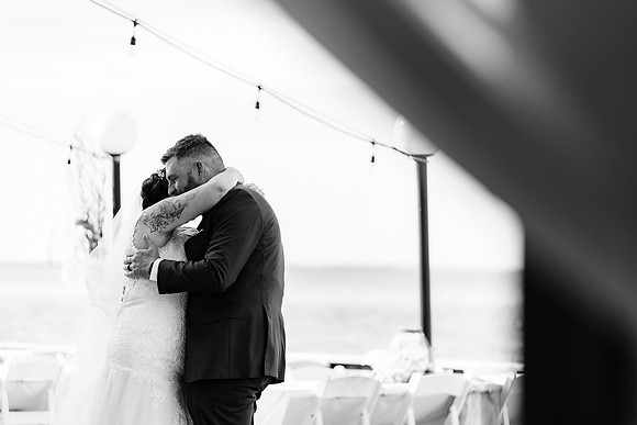 JonChristianPhoto-Jamie+Nick-4