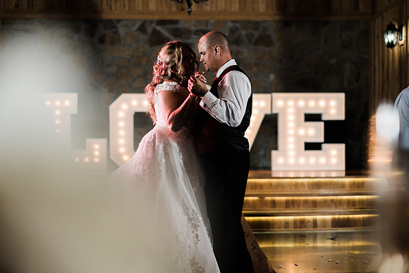 StorybookWeddingProductions_DallasTexasPhotographer_WeddingVideographer_Amber_Chad_W-647