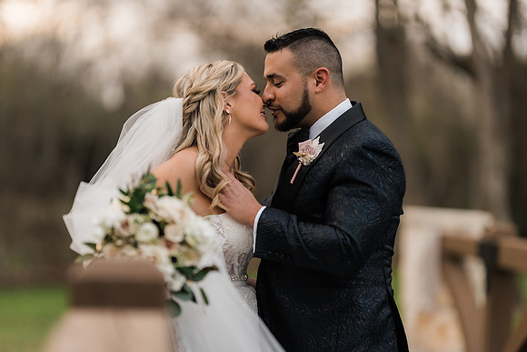 StorybookWeddingProductions_DallasTexasPhotographer_WeddingVideographer_Kath_Sneak-19