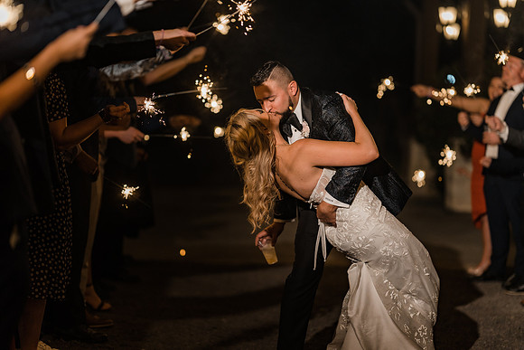 StorybookWeddingProductions_DallasTexasPhotographer_WeddingVideographer_Kath_Sneak-79