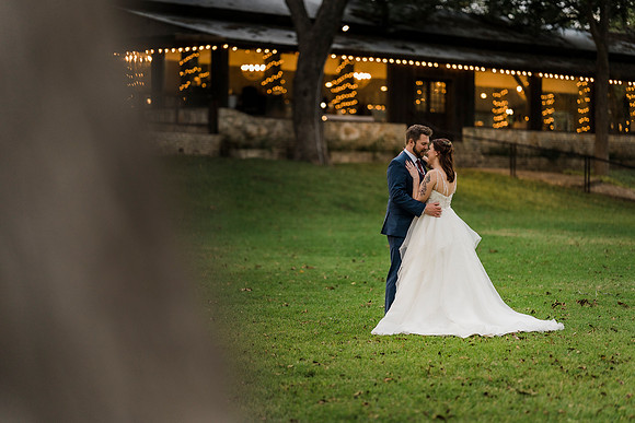 StorybookWeddingProductions_DallasTexasPhotographer_WeddingVideographer_Nate_Ravynne_W-23