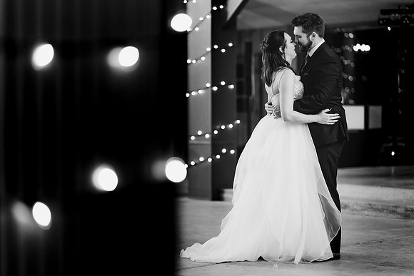 StorybookWeddingProductions_DallasTexasPhotographer_WeddingVideographer_Nate_Ravynne_W-38