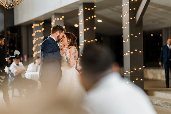 StorybookWeddingProductions_DallasTexasPhotographer_WeddingVideographer_Nate_Ravynne_W-41