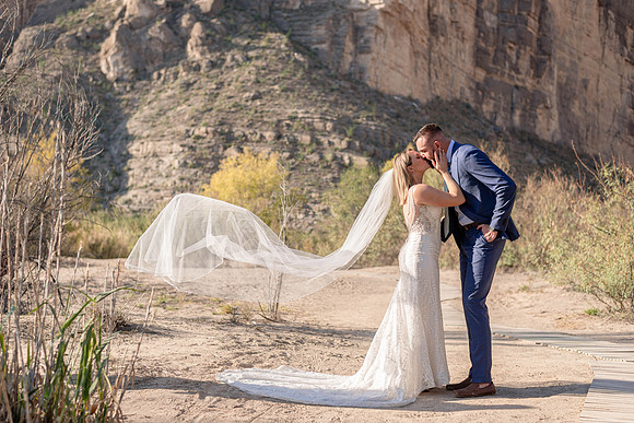 Kristen and Nick - Big Bend 2021-47