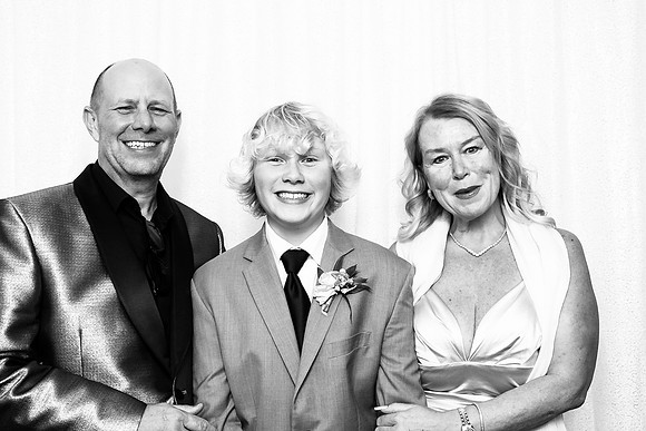 IMG_0030_20250425_191649_DRV_BW