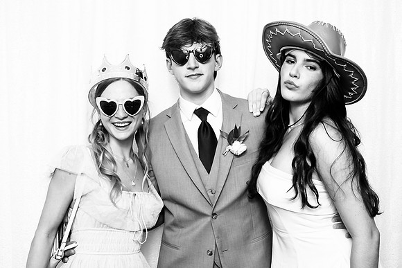 IMG_0033_20250425_184218_DRV_BW